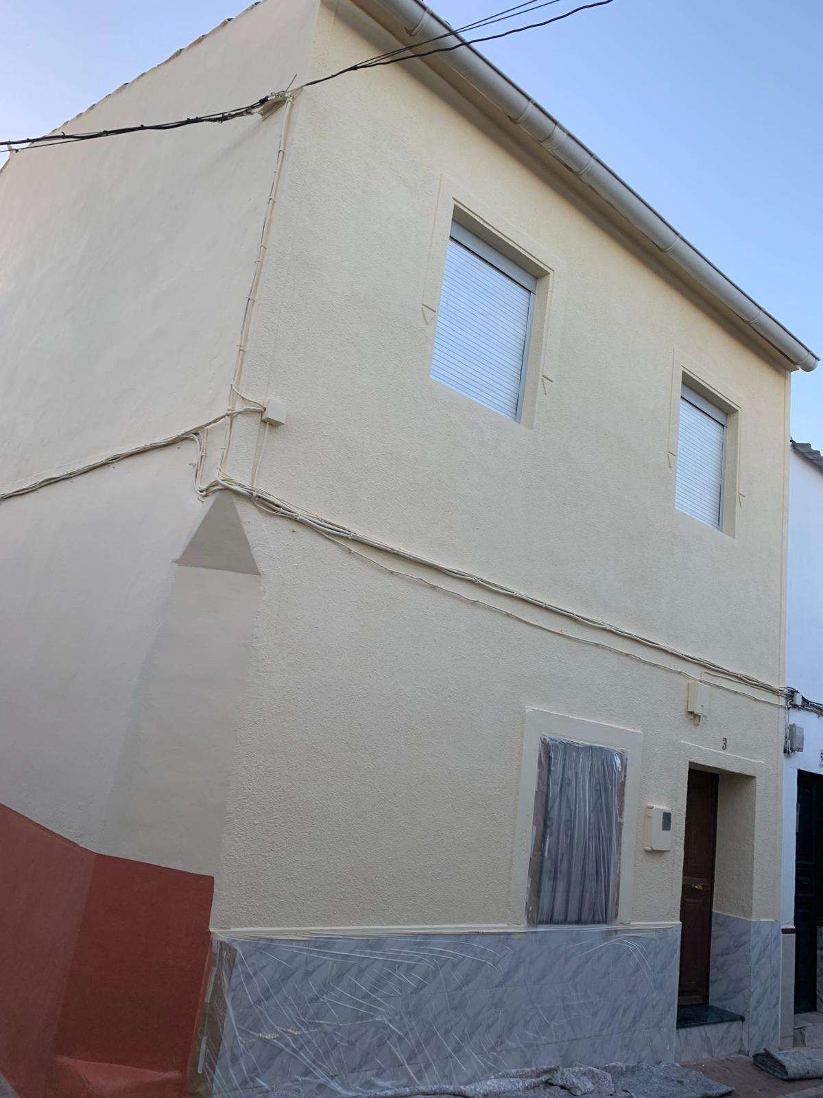 WhatsApp Image 2025-11-04 at 21.16.46 (2)